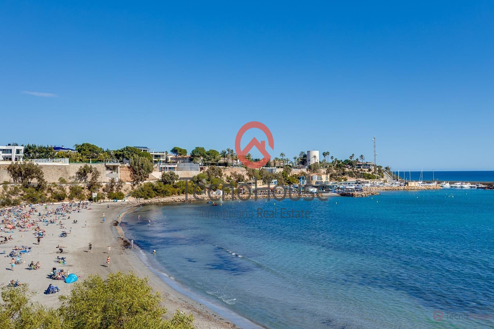 Parcelas Premium en Cabo Roig: Oportunidad Única a Pasos del Mar