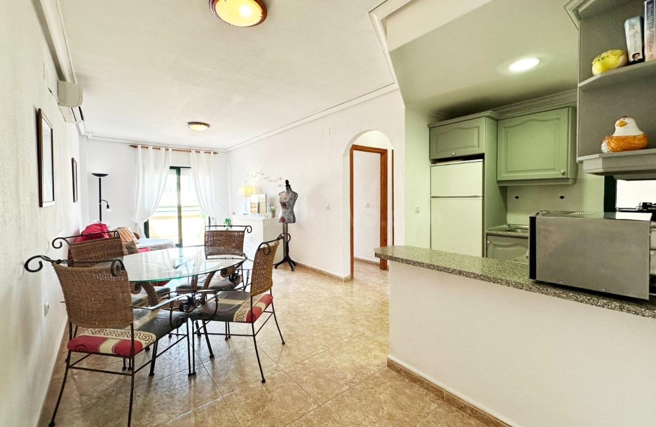 Apartamento en venta en el complejo de Apartamentos Turísticos Aguamarina, Orihuela Costa