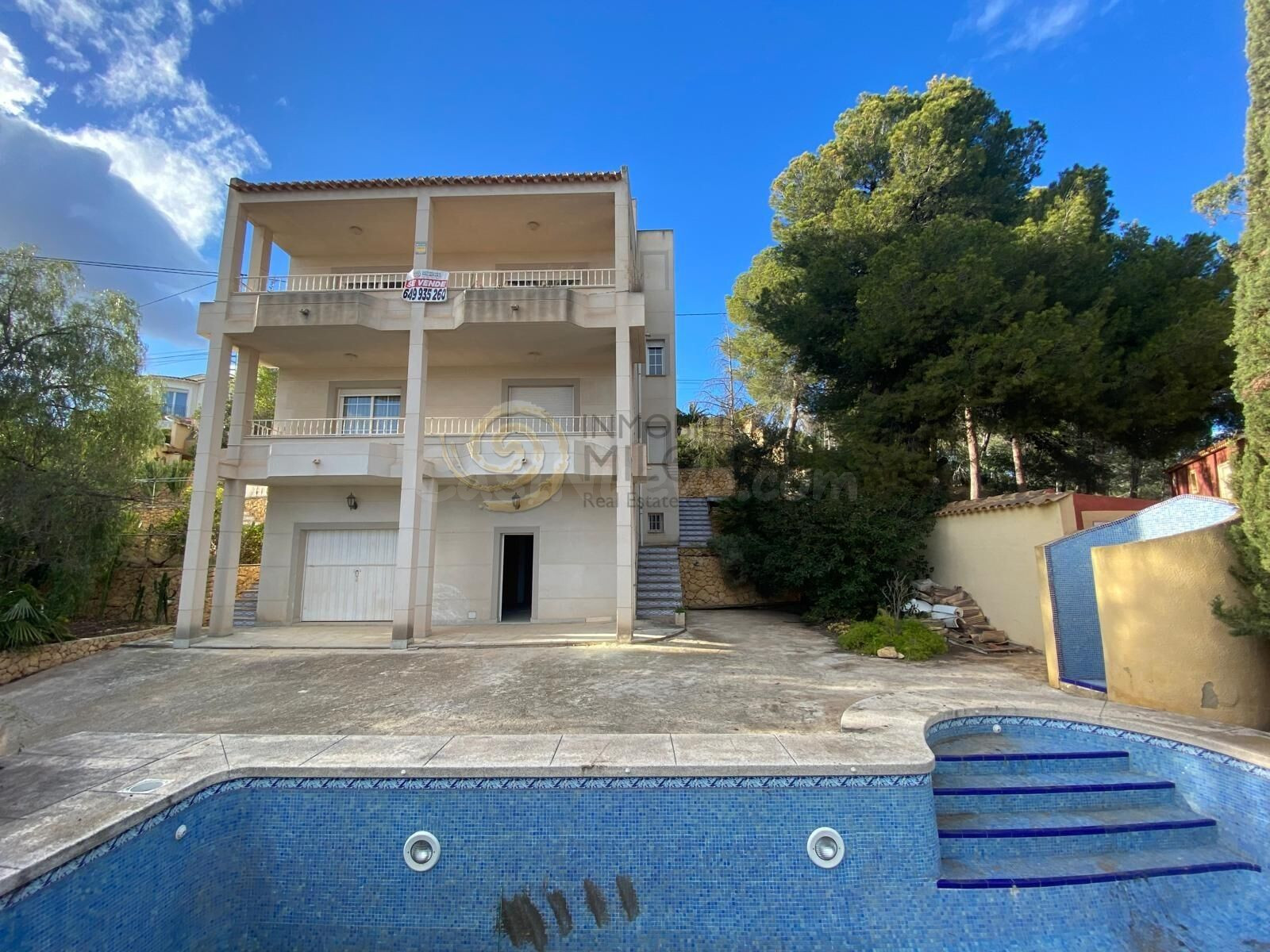 Casa independiente en la Nucia con piscina privada y vistas al mar