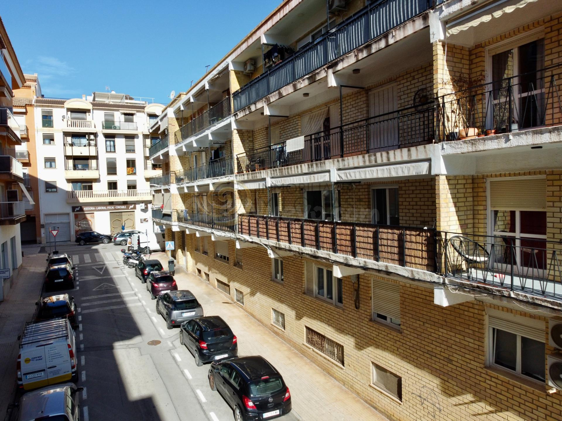 Exclusivo piso reformado con gran terraza en el centro de Jávea