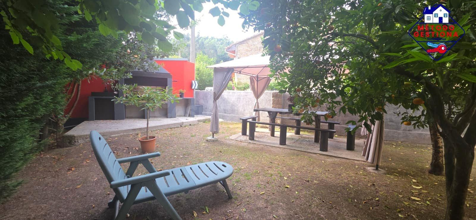 Casa independiente con jardín zona Puente Viesgo - foto 2