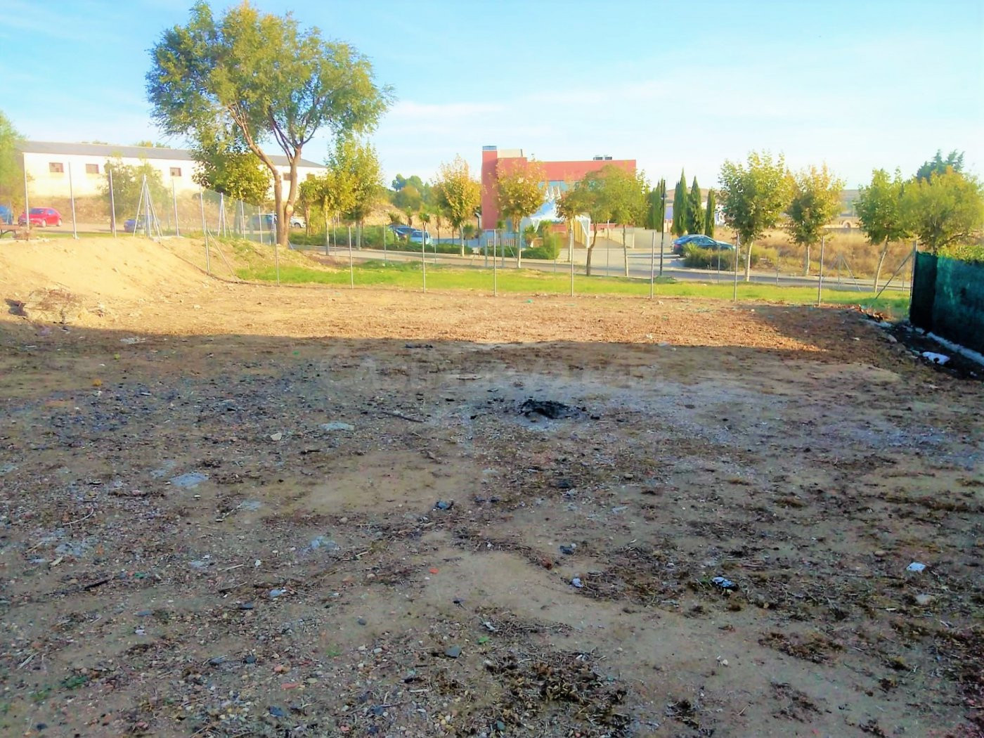 SOLAR URBANO EN VENTA EN SIMANCAS - foto 4