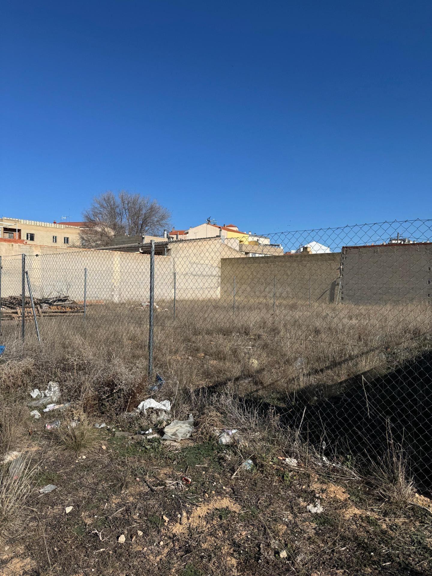 SOLAR EN BARRIO DE SAN PEDRO (ALBACETE) - foto 4