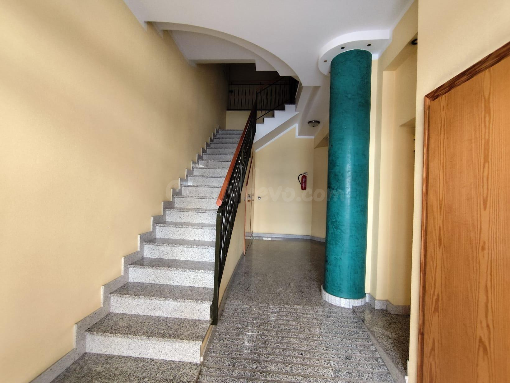 Oportunidad, se vende estupendo ático dúplex en Cehegín - foto 2