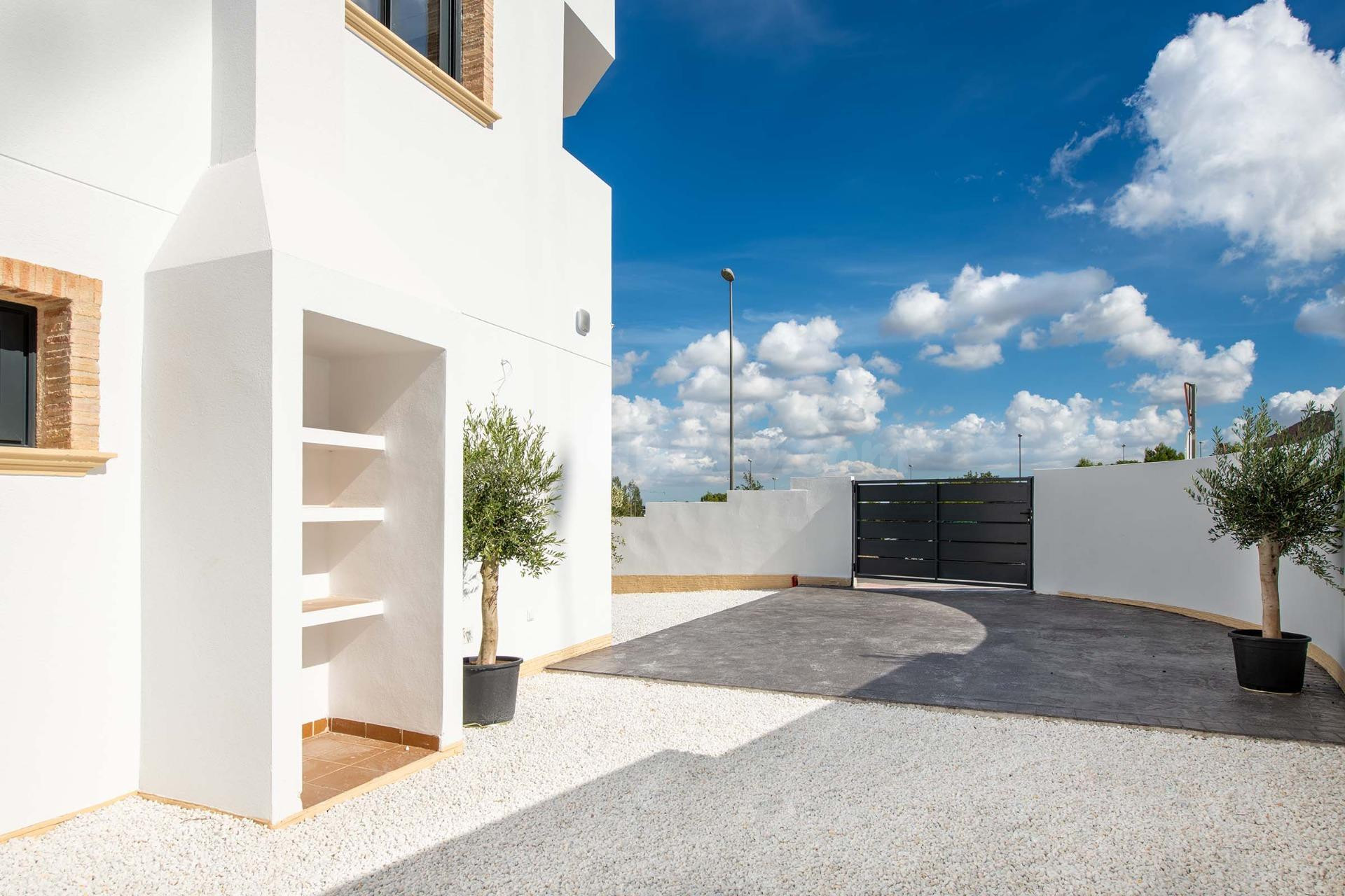Nuevos bungalows y adosados en Cox, Alicante