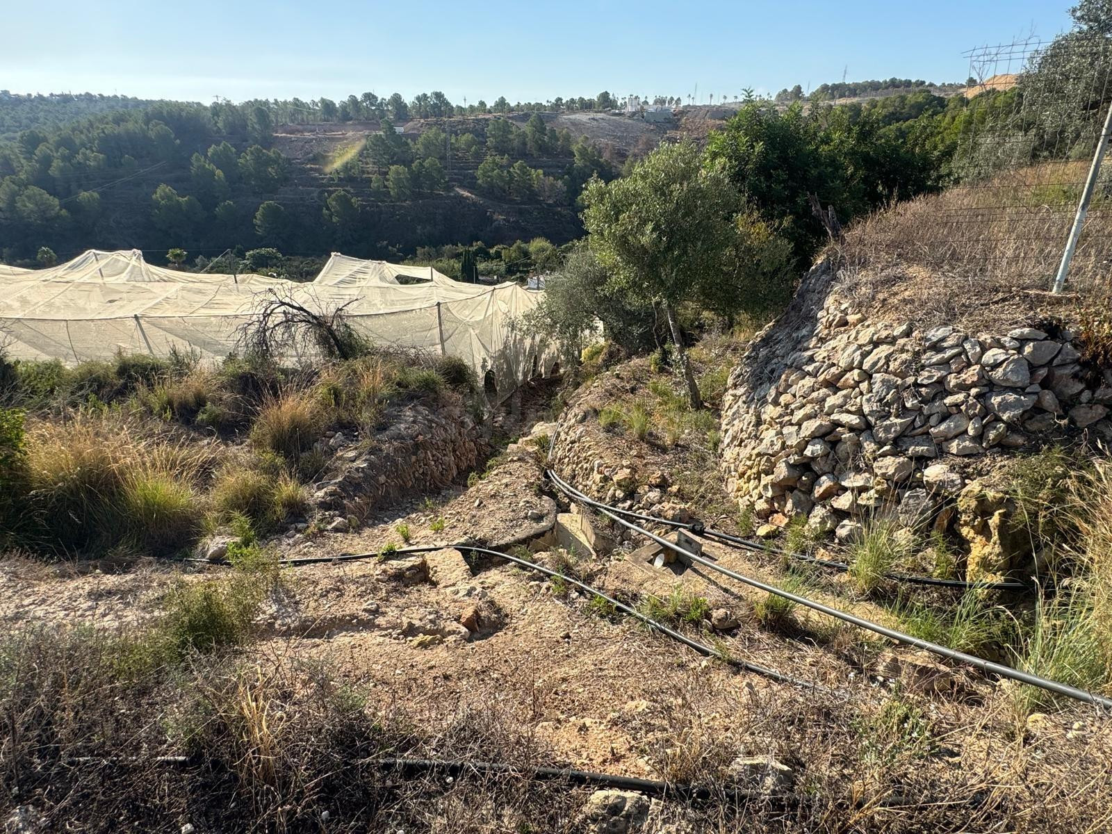 Parcela en La Nucía, Font de la Favara - foto 4