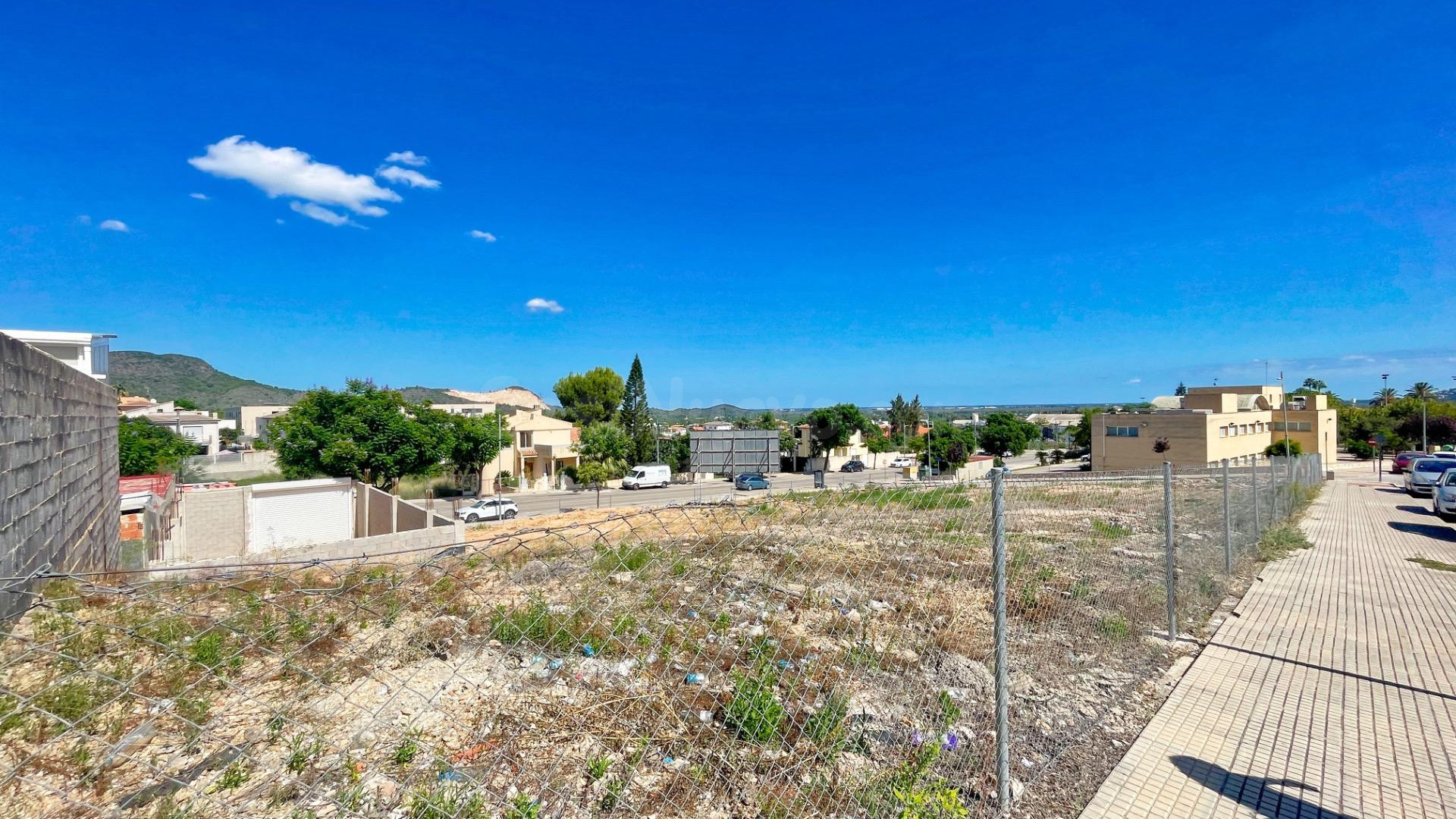 Parcela urbana en venta en Pego – Excelente ubicación en Cal