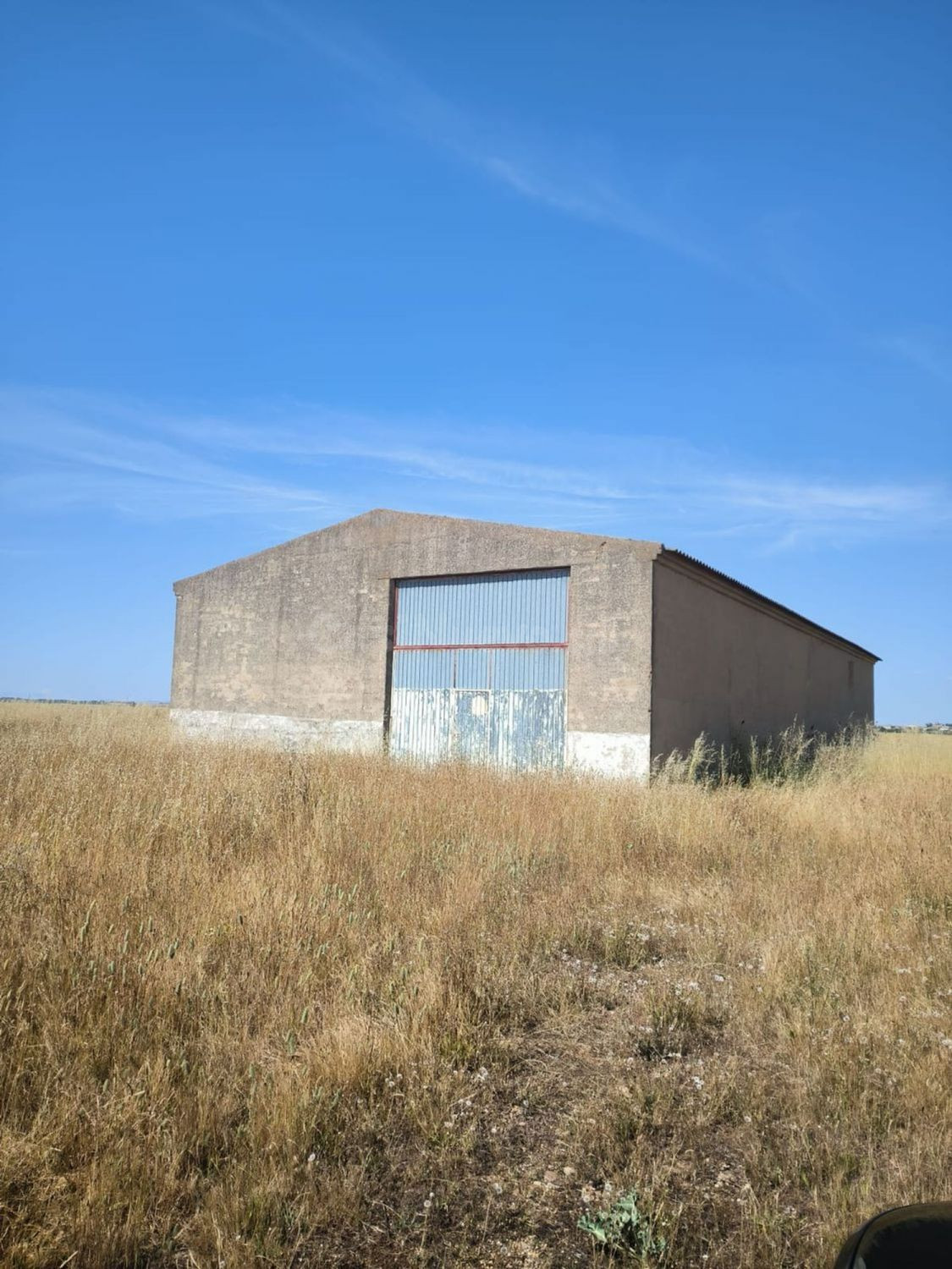 Local comercial 300m² en venta - Castilla y leon - foto 3