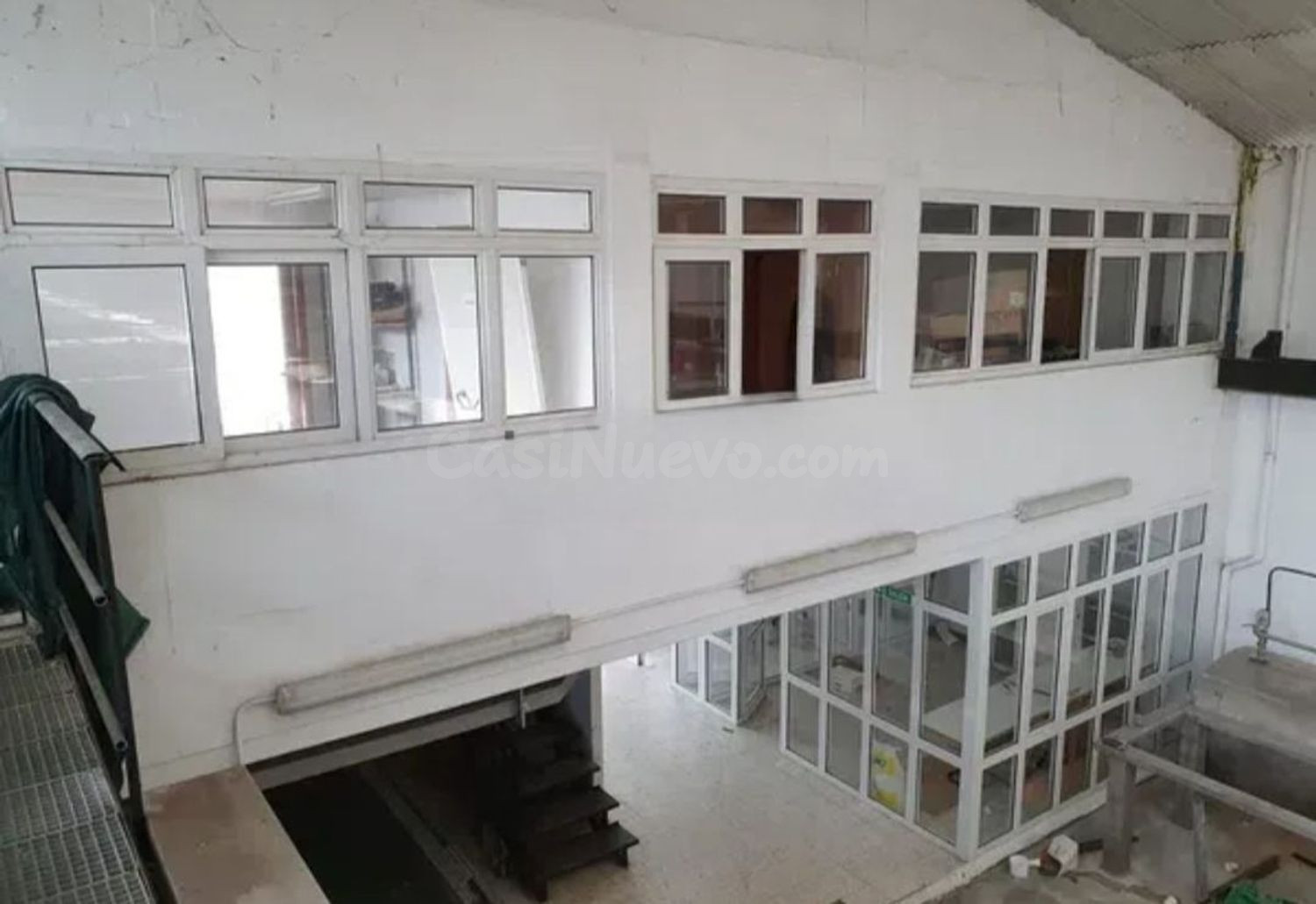 Local comercial 1500m² en venta - Northern spain