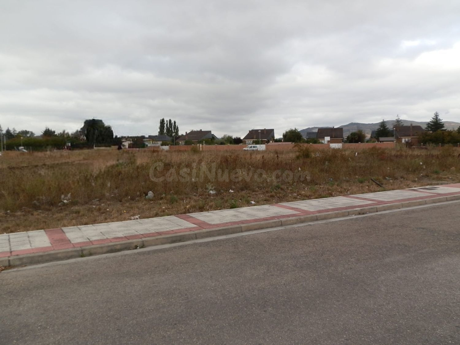 Terreno rural 211m² en venta - MEDINA DE POMAR - foto 2