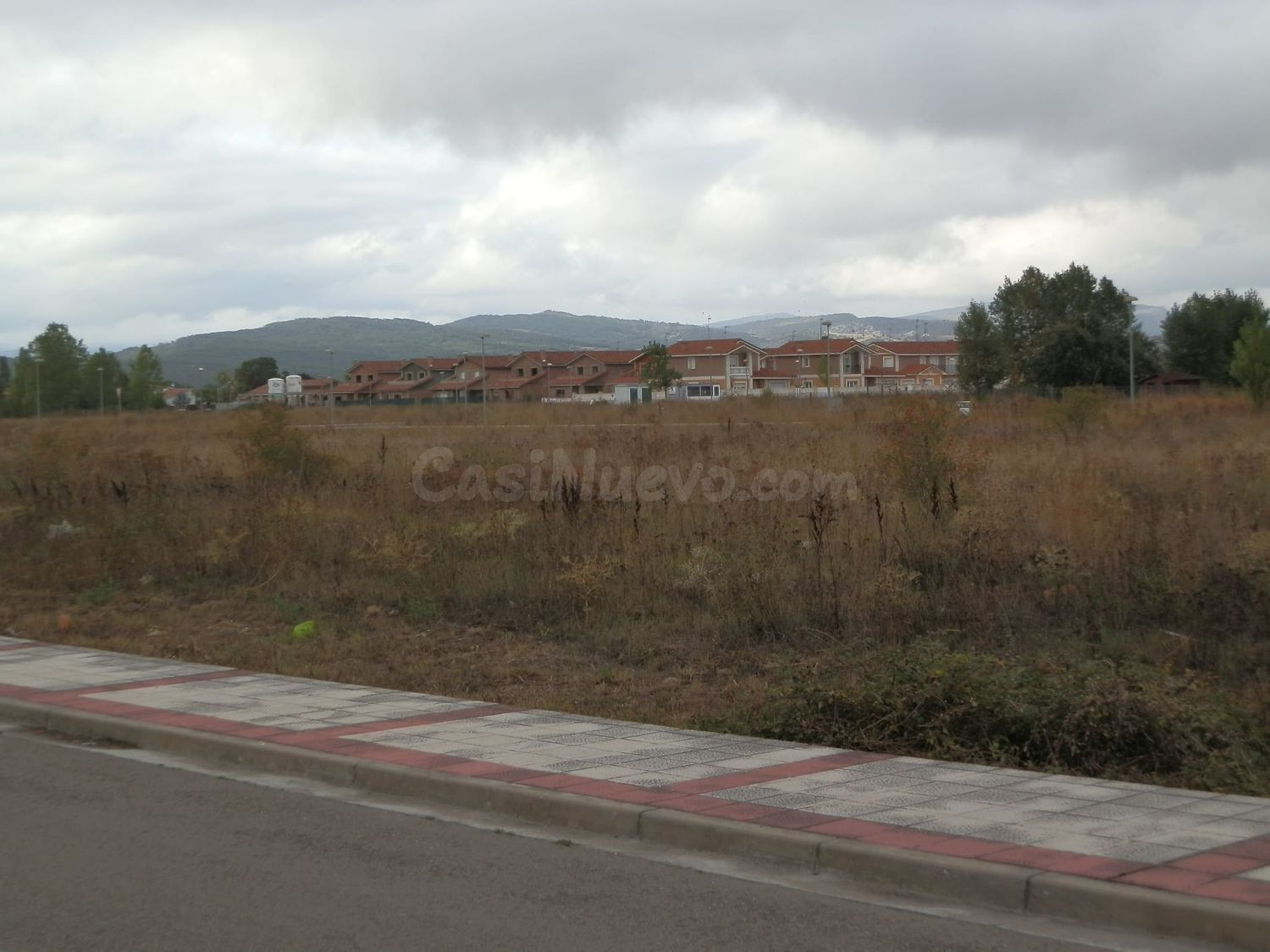 Terreno rural 211m² en venta - MEDINA DE POMAR - foto 3