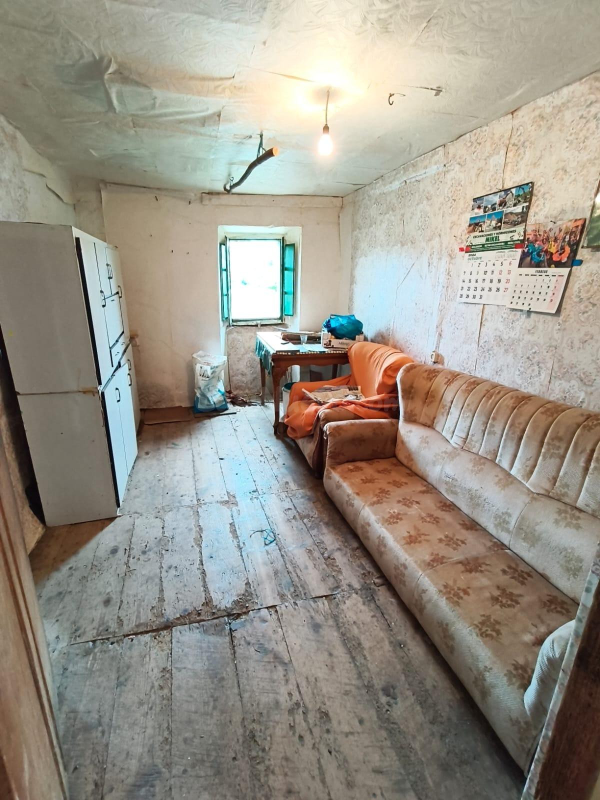 Encantadora Casa  en Medina de Pomar - ¡Gran Oportunidad por - foto 5