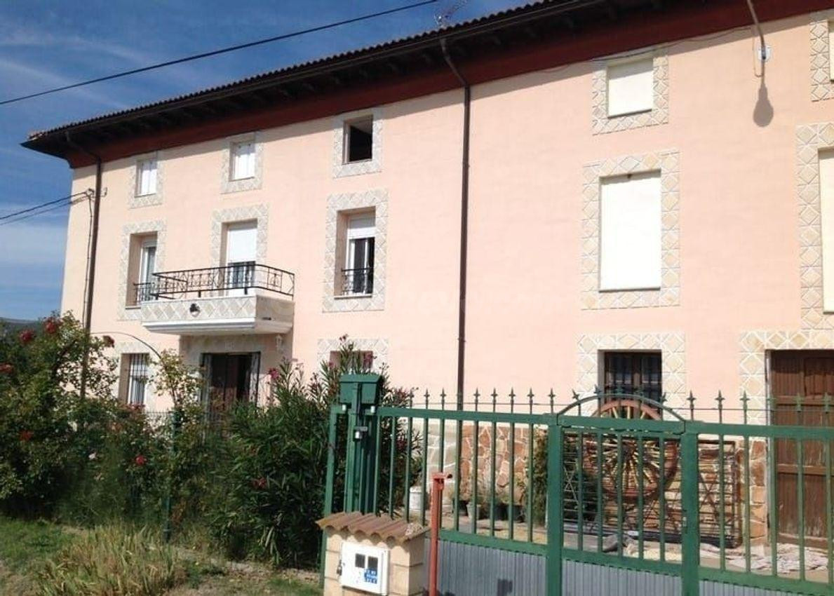 ¡OPORTUNIDAD ÚNICA EN QUINTANAÉLEZ! CASA CON AMPLIO TERRENO  - foto 3
