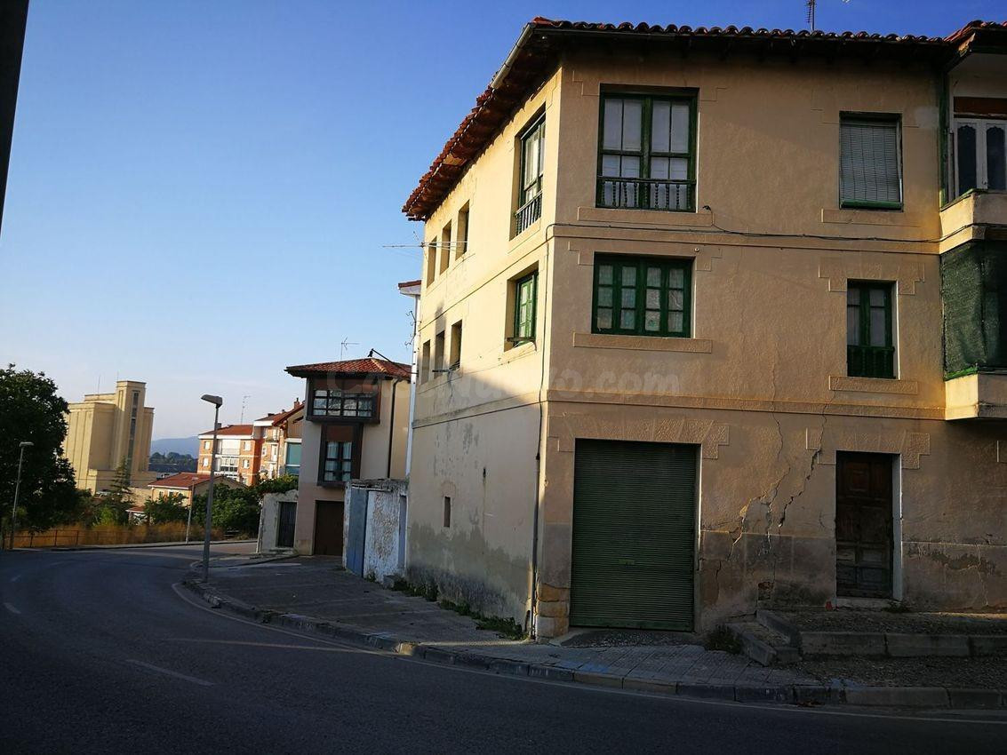 Casa en venta para reformar en el casco histórico de Medina  - foto 3