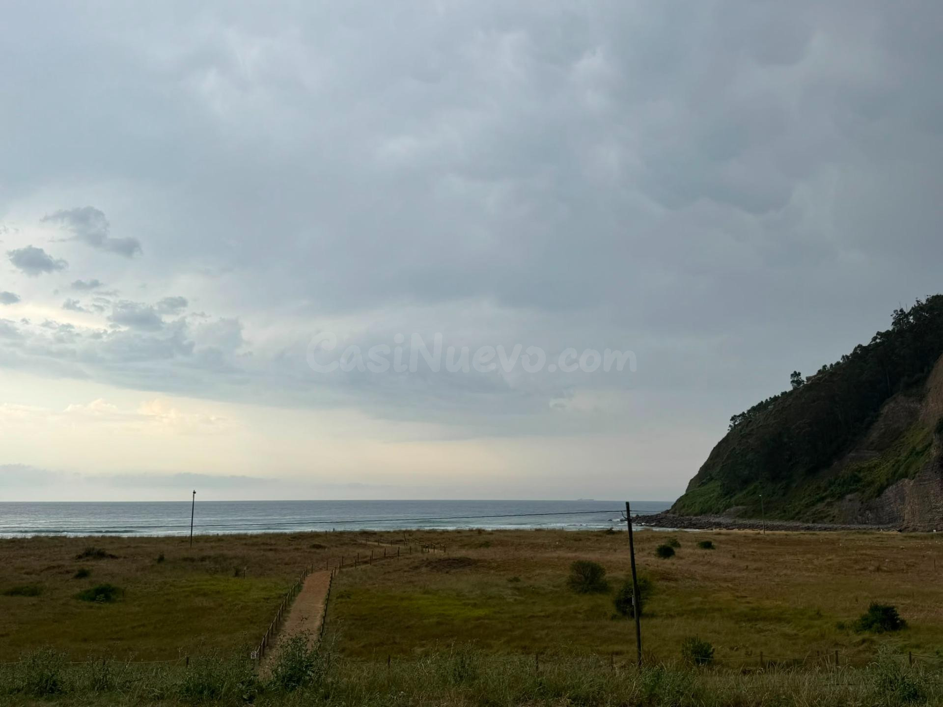 Chalet independiente exclusivo a 50 metros de la Playa de Rodiles