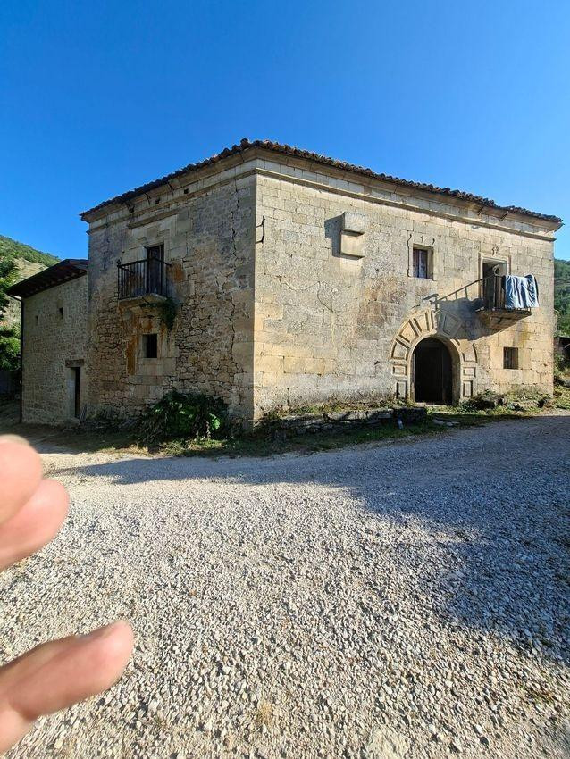 Oportunidad Única: Casa de Pueblo en Valle de Sedano por 53,000€