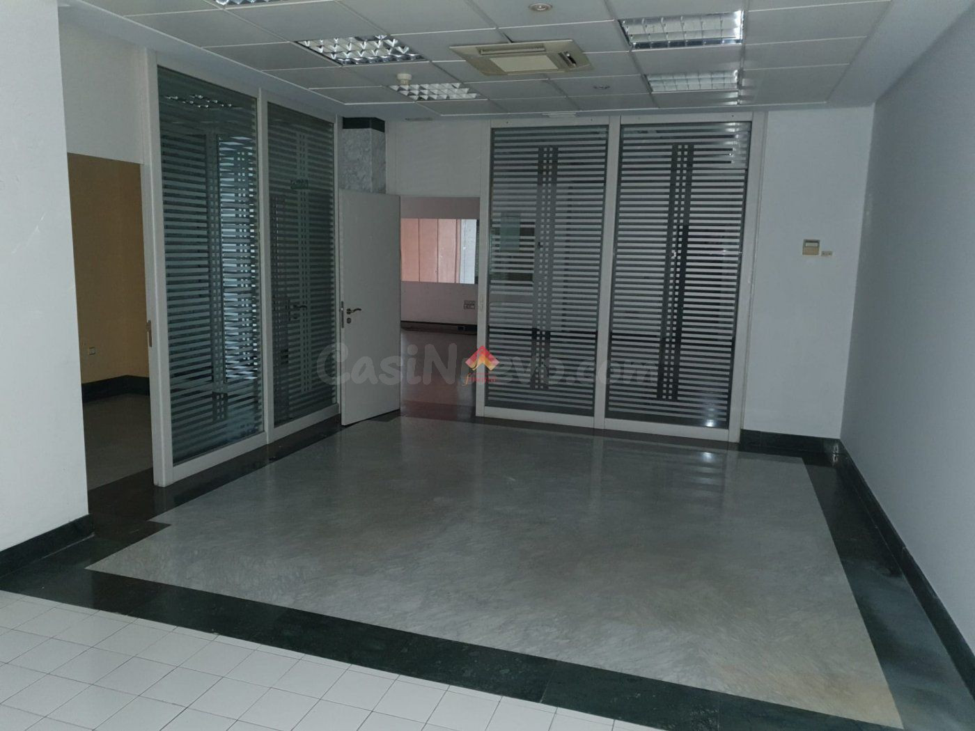 Local comercial en venta - Centro - foto 3