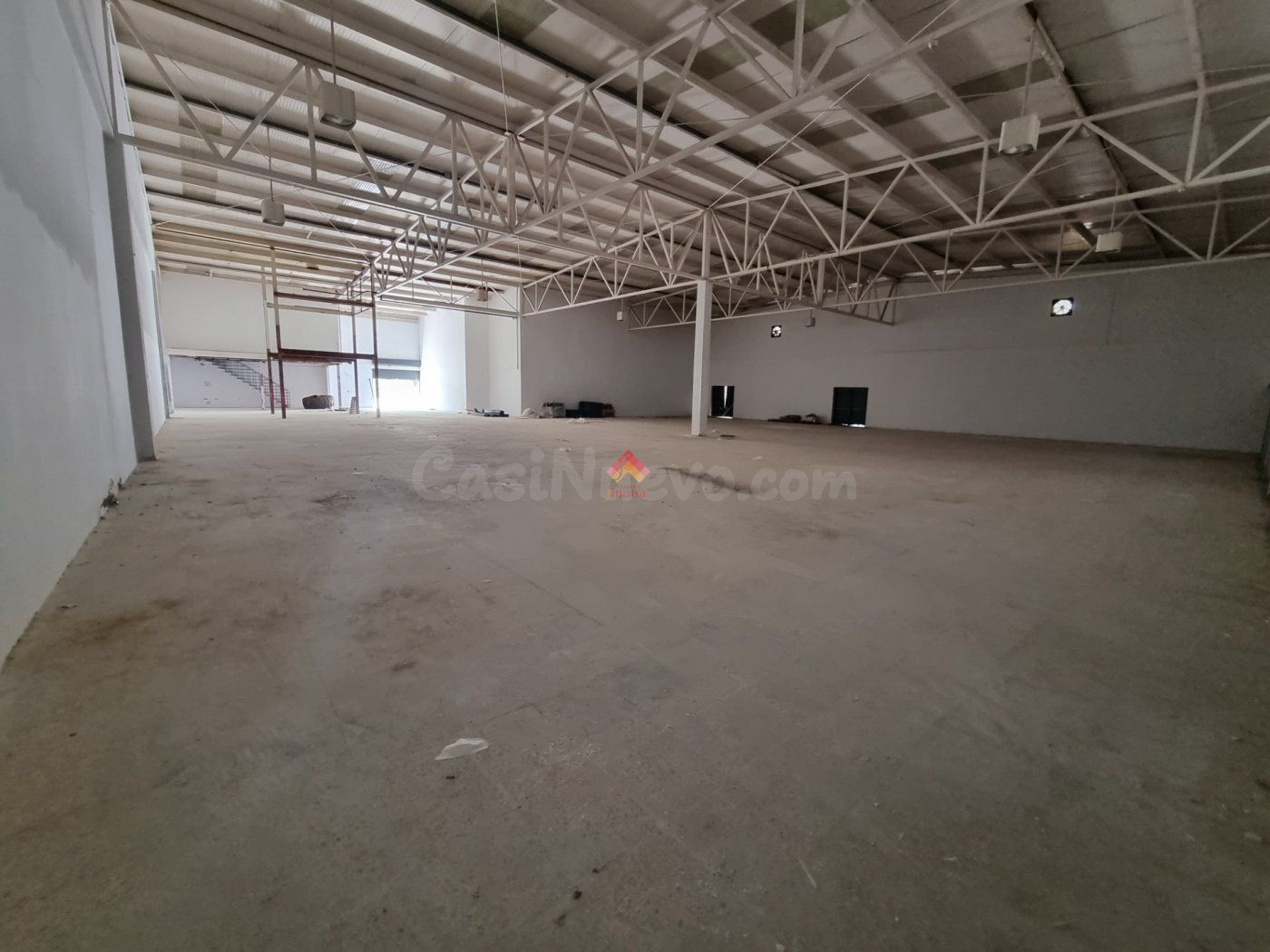 Local comercial 1400m² en alquiler - Ronda - foto 2