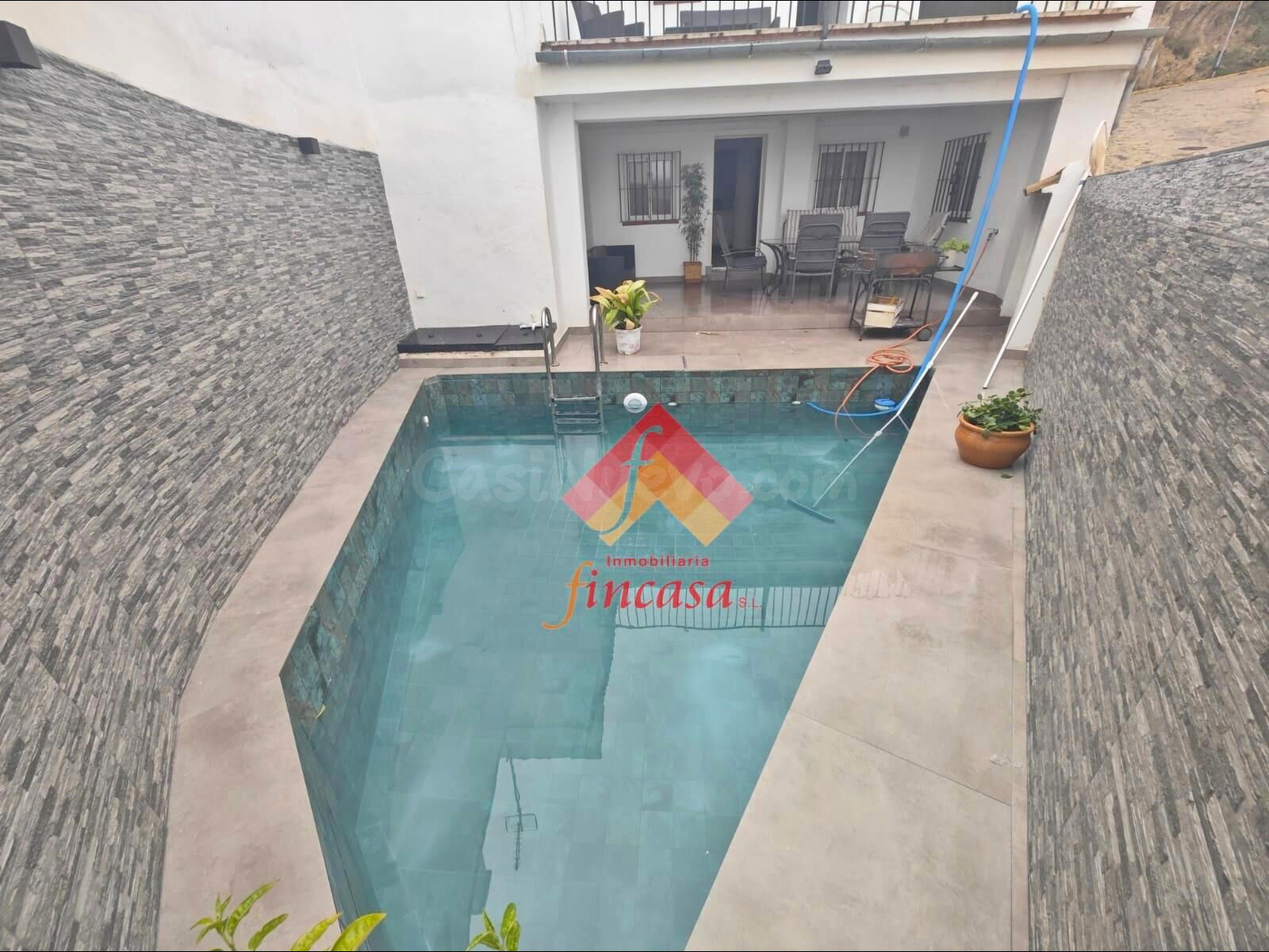 ¡¡BAJA DE PRECIO!! FANTÁSTICA CASA REFORMADA CON LICENCIA TU