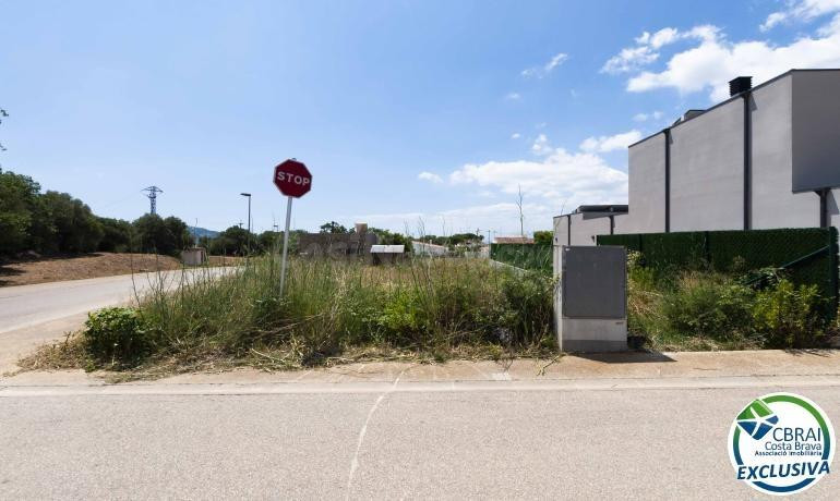 Parcela edificable en tranquila urbanización de Roses. ¡Buen - foto 5