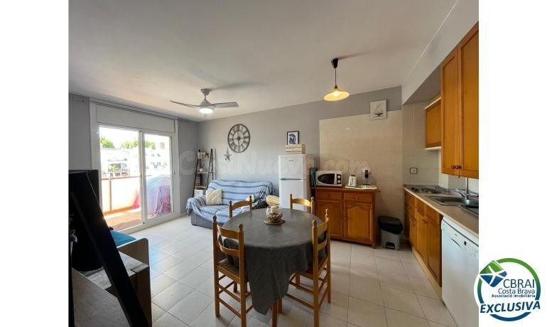 Apartamento en la Marina en un entorno pintoresco con terraz