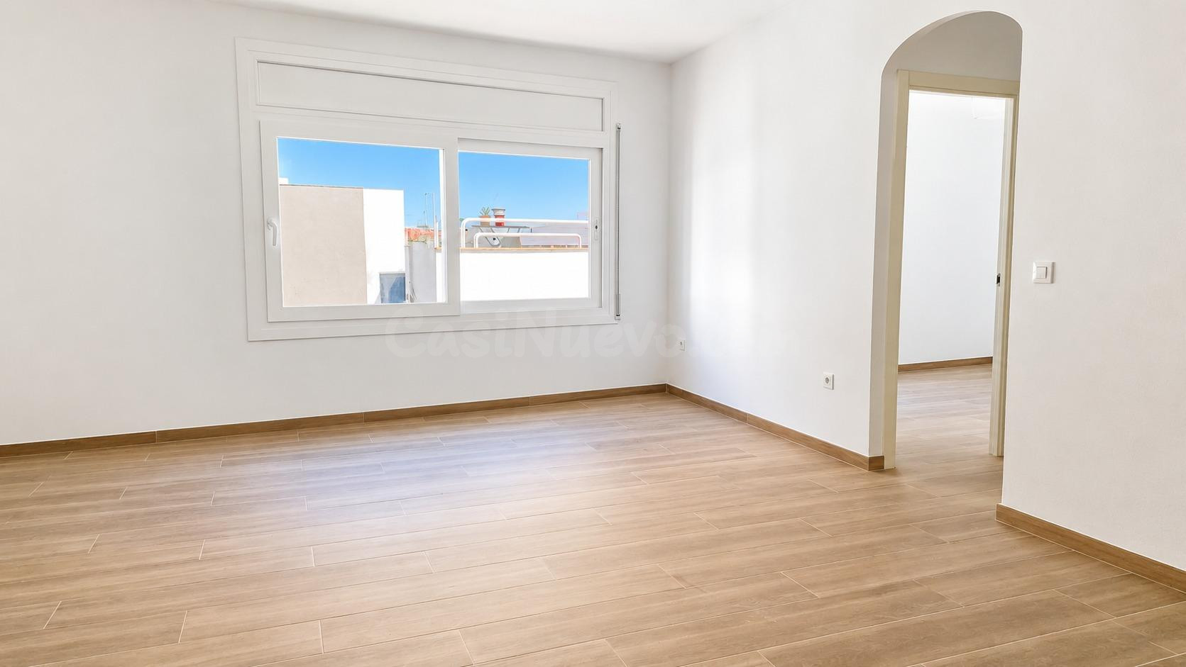Apartamento reformado en el centro de Roses, a solo 50 metros del mar
