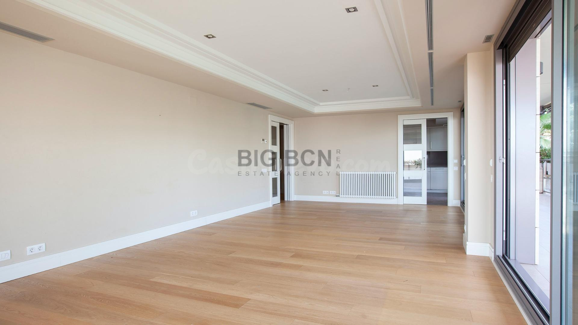 Increíble piso en el complejo residencial más prestigioso de - foto 3