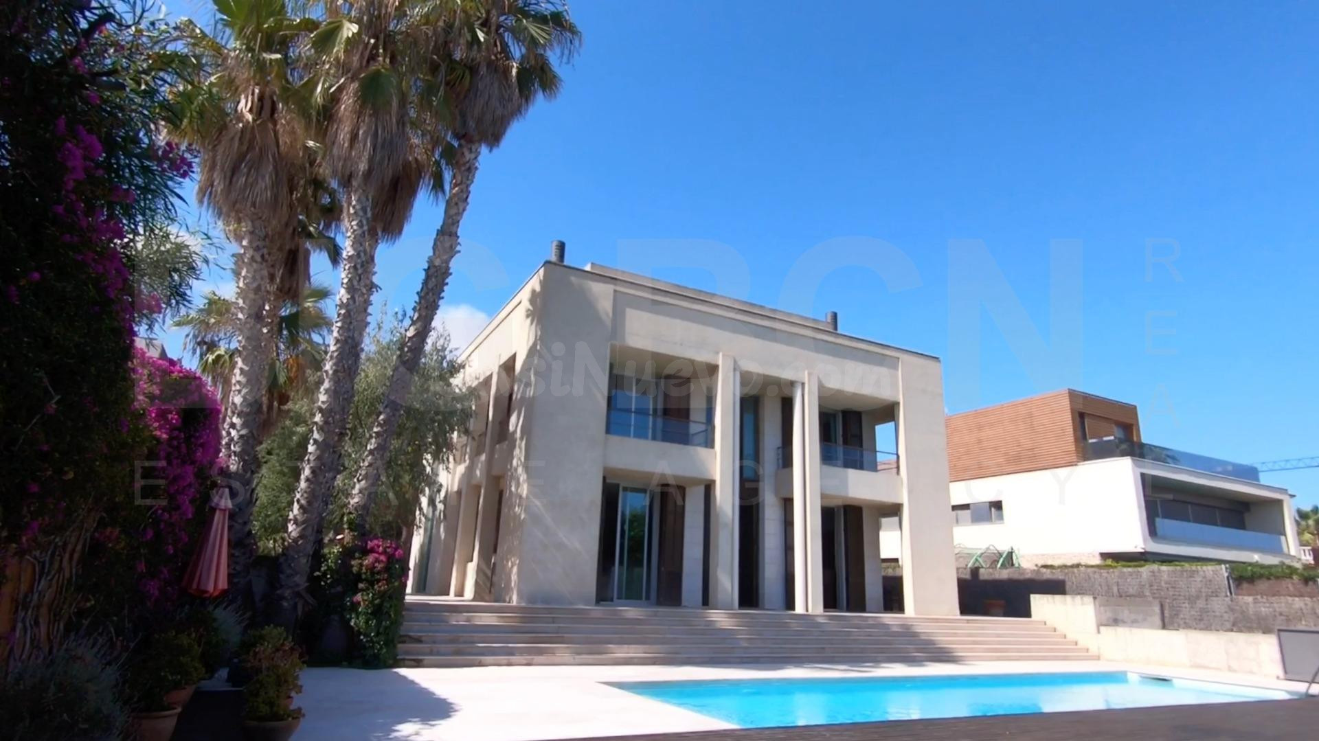 Chalet 6 habitaciones 800m² en alquiler - Gavà Mar