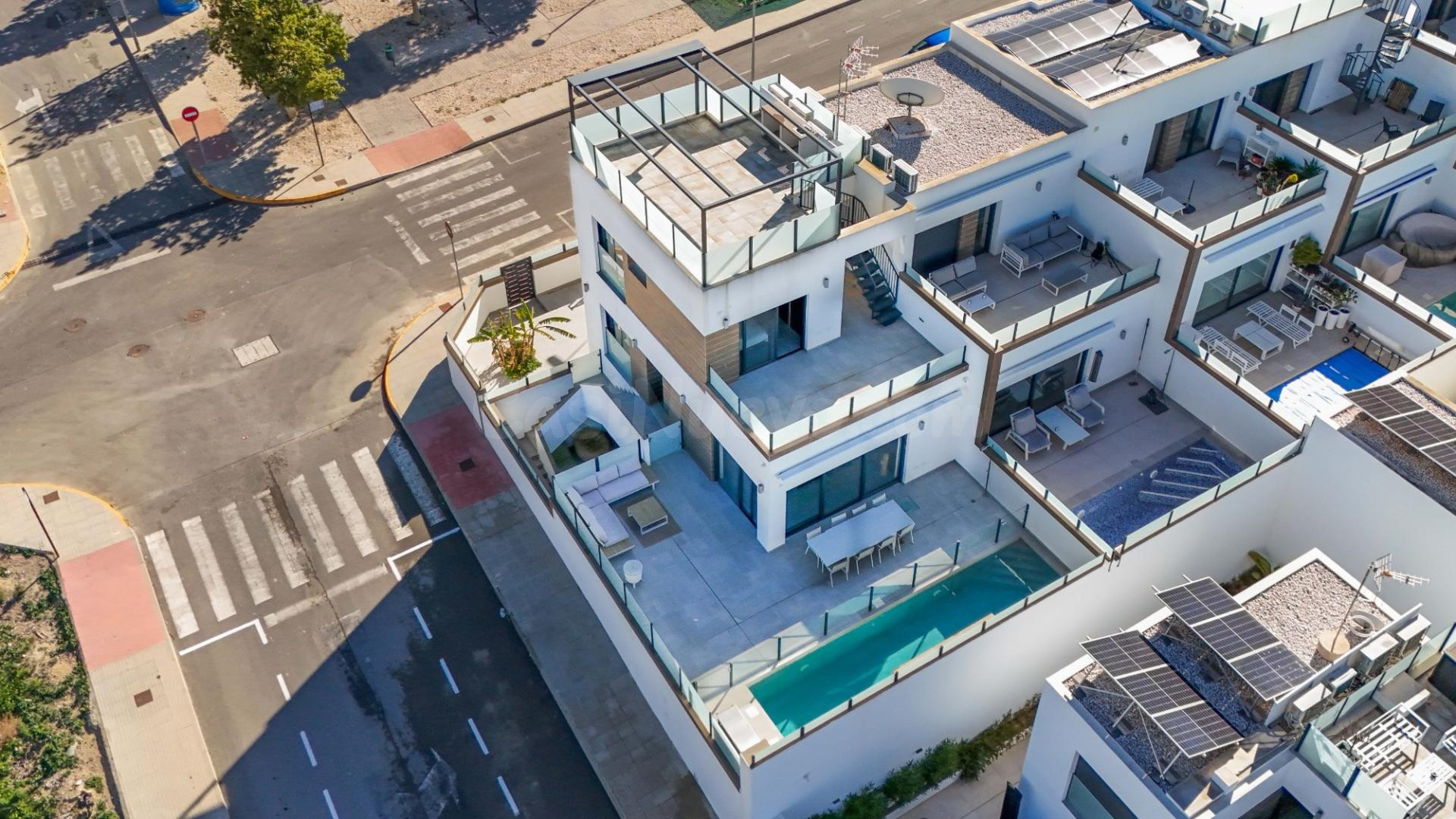 Villa 5 habitaciones 184m² en venta - Pueblo 4