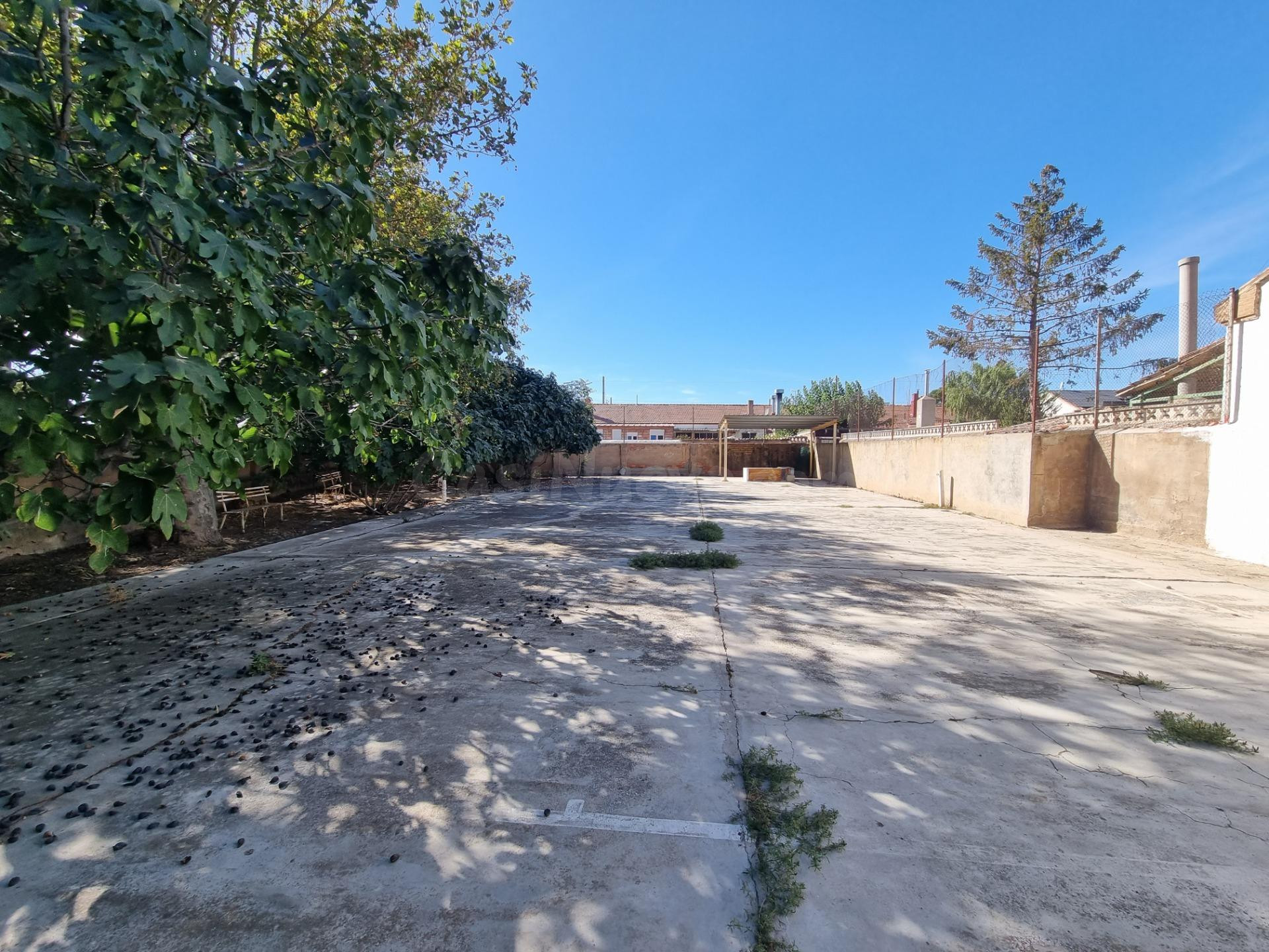 Venta de solar urbano en Épila - foto 2