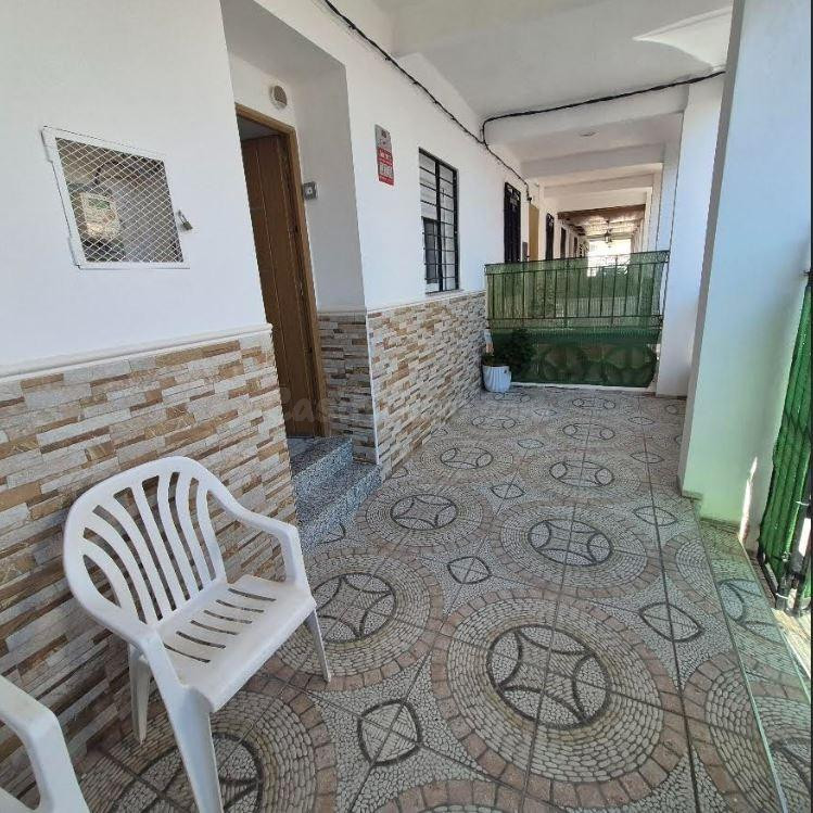 SE VENDE CASA TOTALMENTE REFORMADA EN EL GRUPO SAN ANTONIO