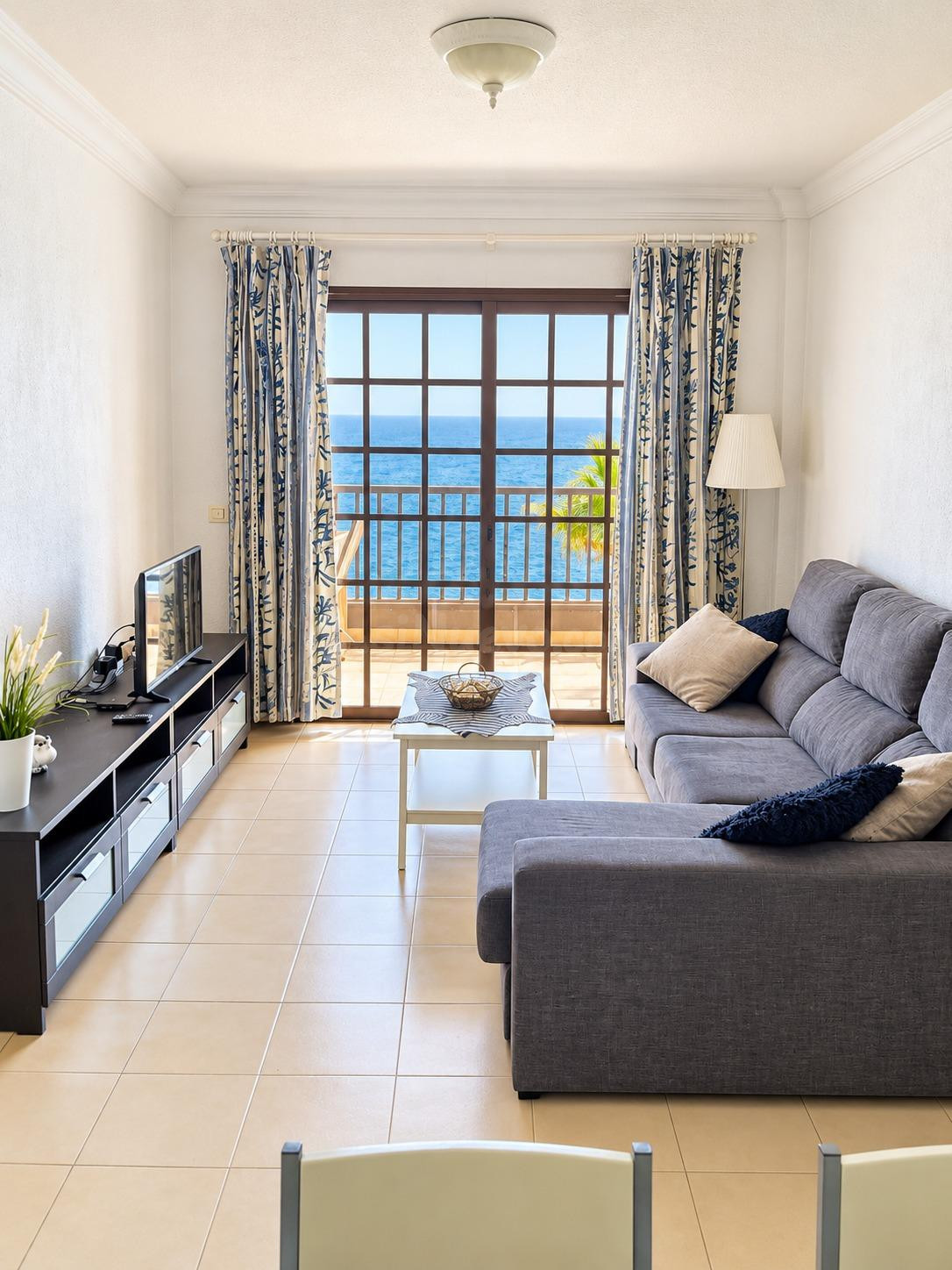 ### Apartamento con espectacular terraza y vistas al mar en Balcón del Mar – Costa del Silencio - foto 3