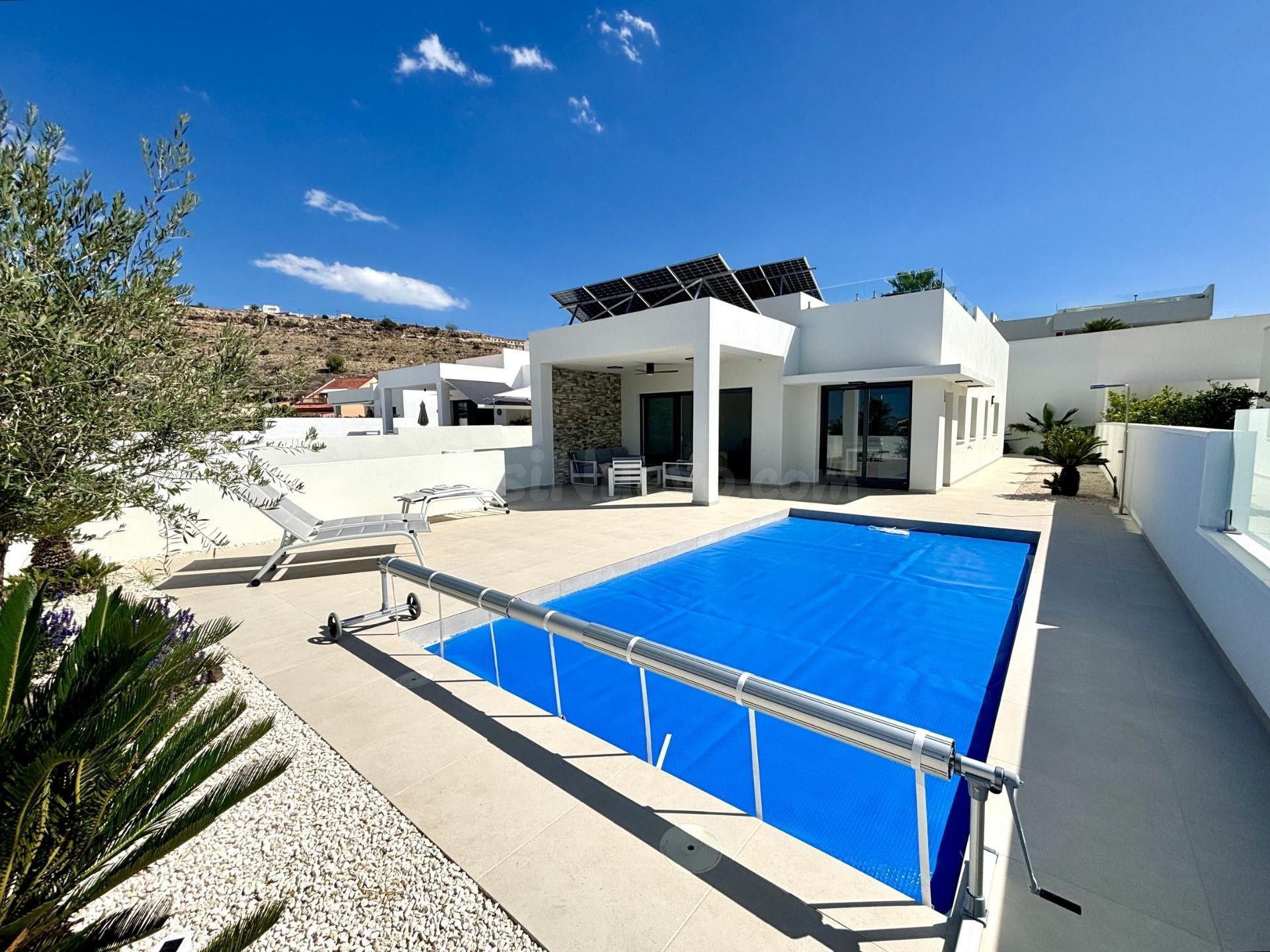 Villa 3 habitaciones 120m² en venta - Centro de la Ciudad Quesada