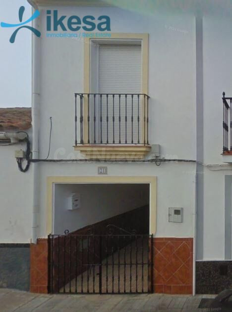 VENTA DE CHALET ADOSADO EN SANTA OLALLA DEL CALA, HUELVA. ACTIVO SIN POSESIÓN.