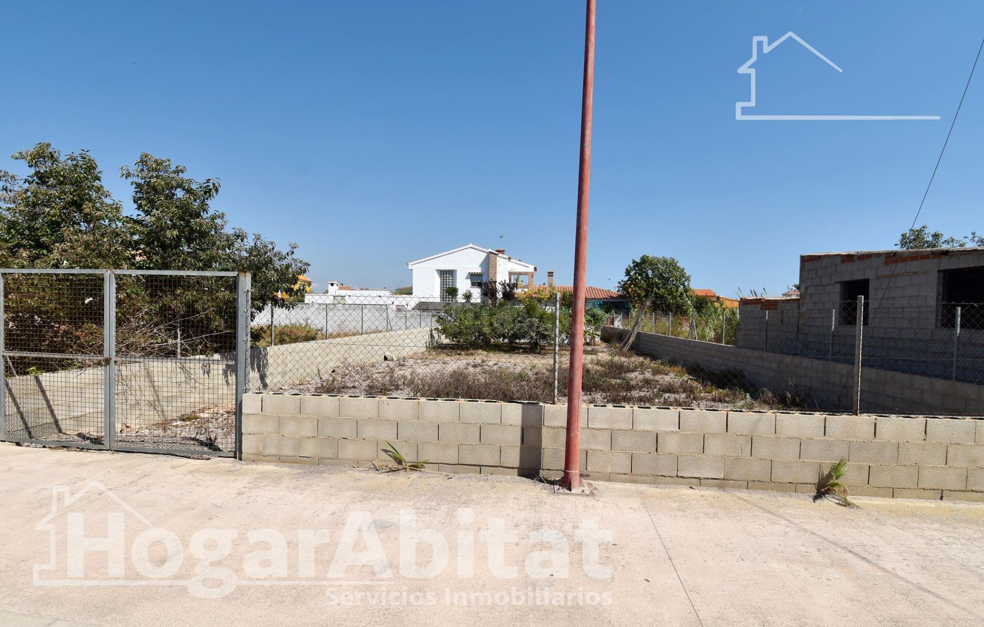 ¡OPORTUNIDAD INCREÍBLE! TERRENO URBANO MUY AMPLIO EN LA ZONA