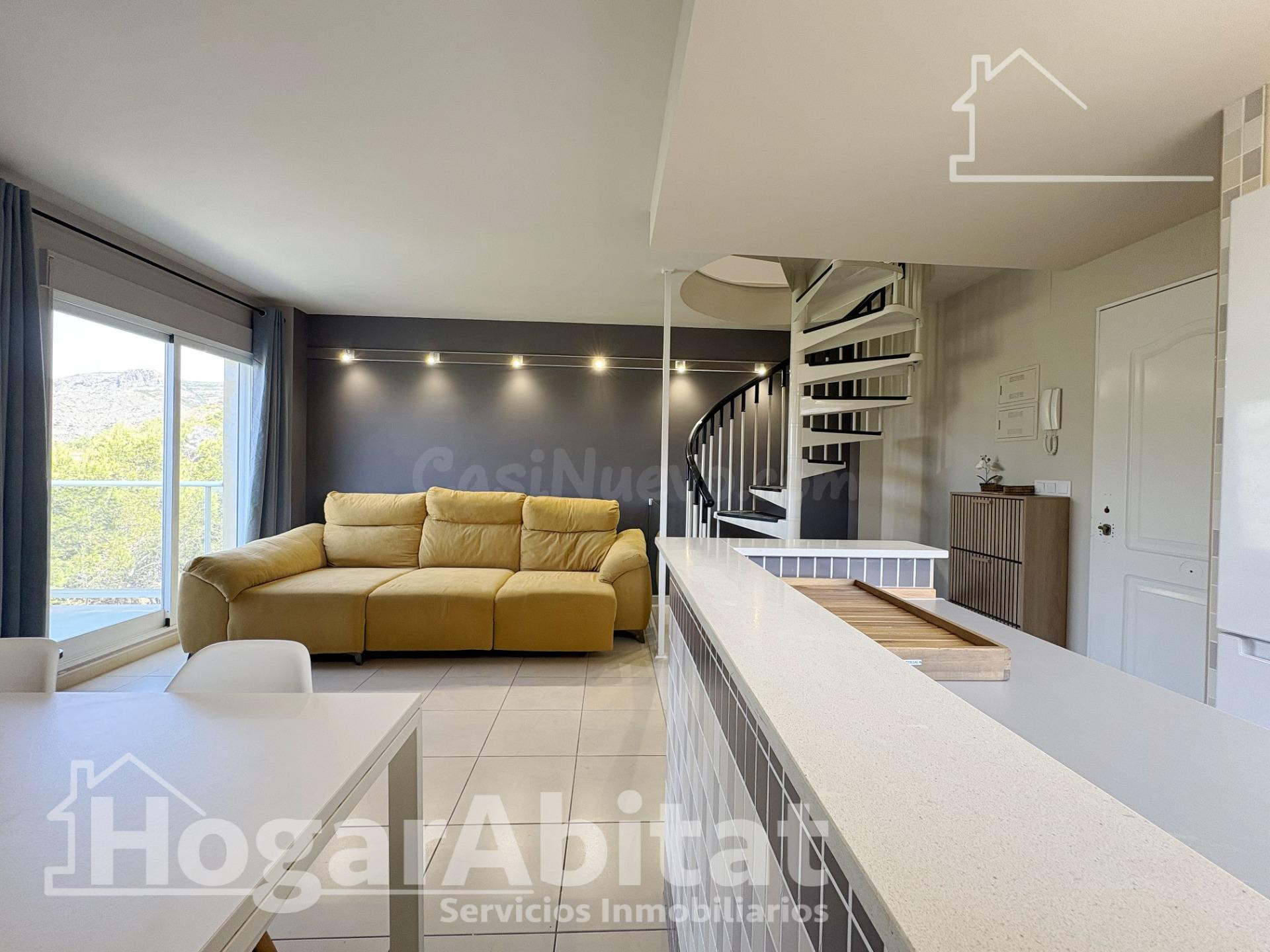 ¡CHALET ESPECTACULAR! AMPLIO Y MUY LUMINOSO CON GARAJE Y TRE - foto 4