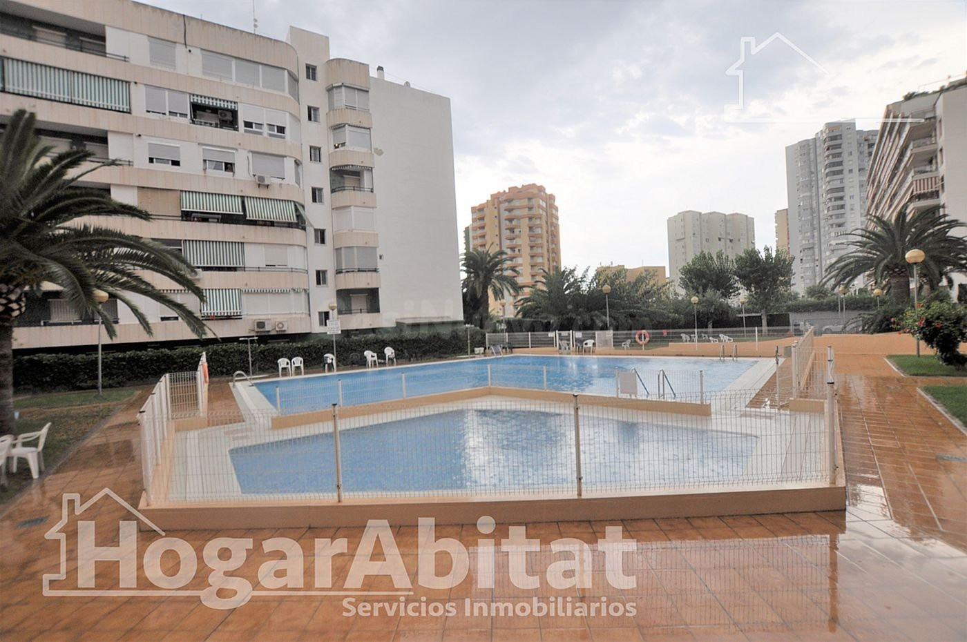 REFORMADO CON PISCINA JUNTO A LA PLAYA