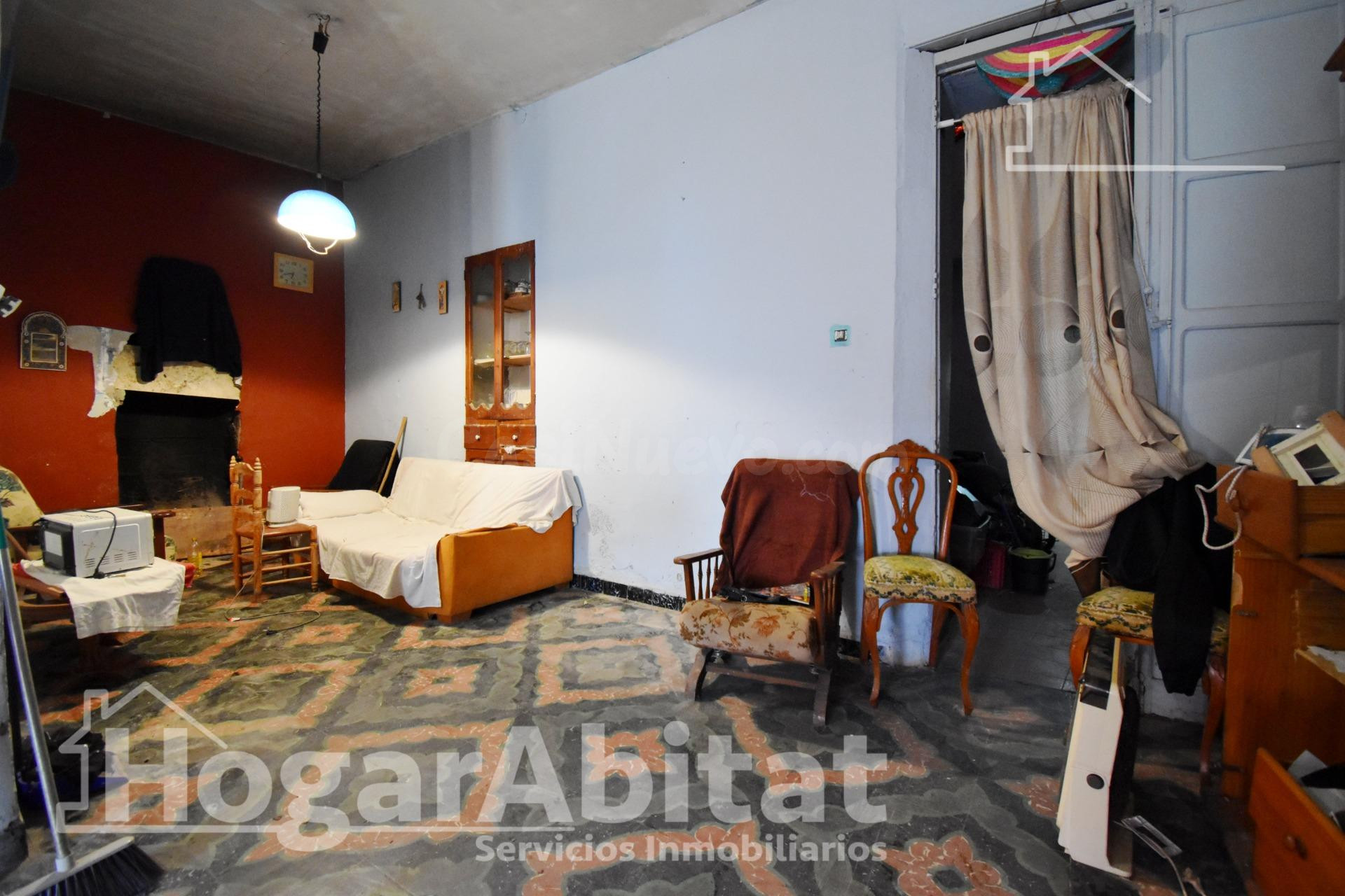 ¡ECONOMICA! AMPLIA CASA CON TERRAZA Y CON MUCHAS POSIBILIDAD - foto 3