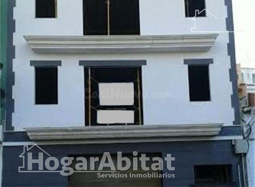 EDIFICIO PARA TERMINAR A TU GUSTO CON BALCÓN