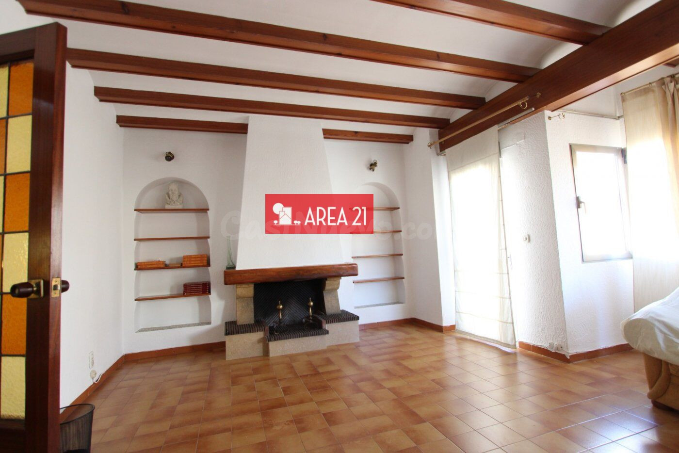 PISO EN VENTA EN LA POBLA DE VALLBONA - foto 2