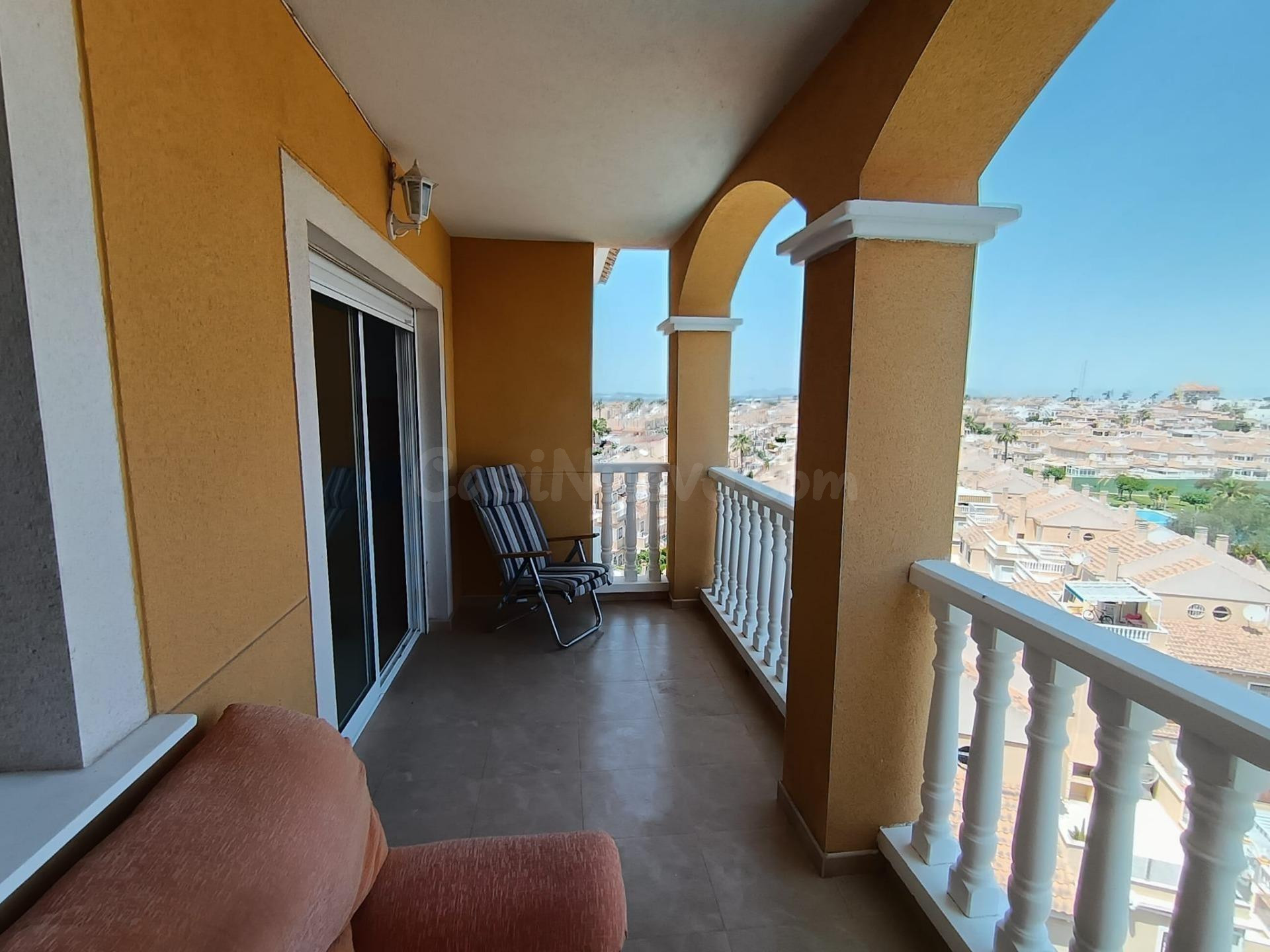 FANTASTICO ATICO CON INCREIBLES VISTAS, PISCINA COMUNITARIA, GARAJE, SOLARIUM PRIVADO!!!