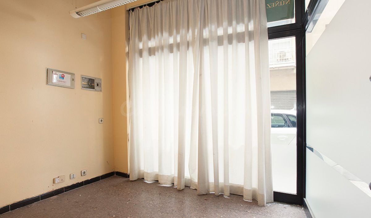 Local comercial 15m² en alquiler - Sant Narcís - Pl. Europa - foto 4