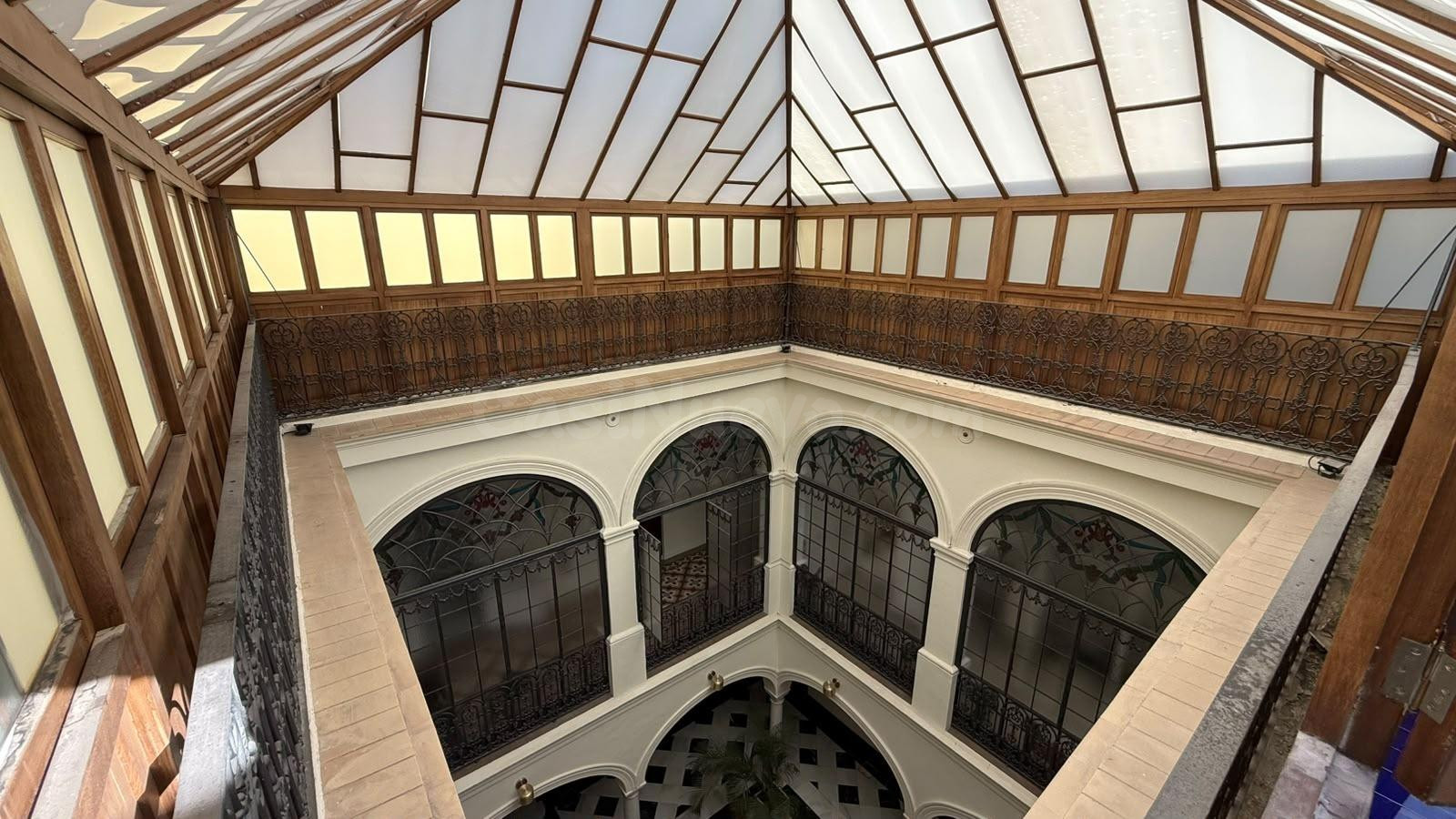 Ático Exclusivo en el Corazón de Sanlúcar con Terraza y Park - foto 3