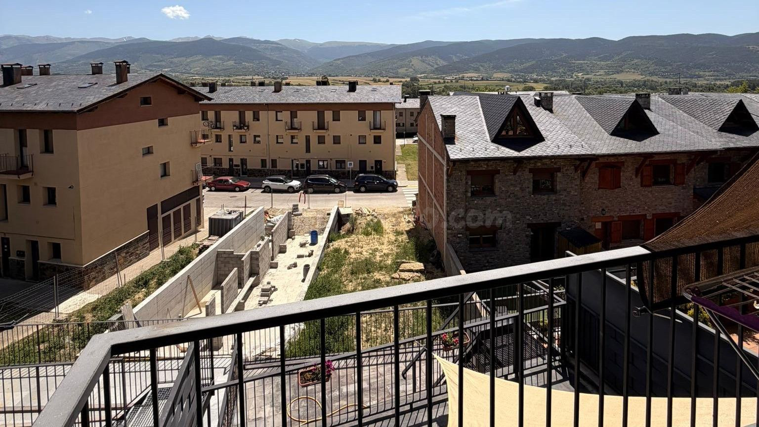 CASA DE OBRA NUEVA EN PUIGCERDÀ | ESPACIO, CONFORT Y EFICIEN - foto 3