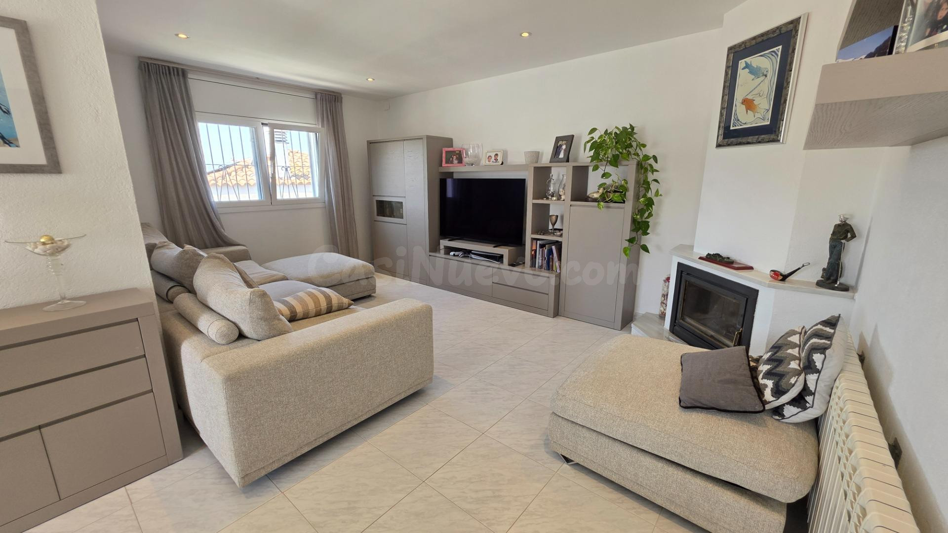 Villa con piscina privada en L'Escala: privacidad, luz y cal - foto 3
