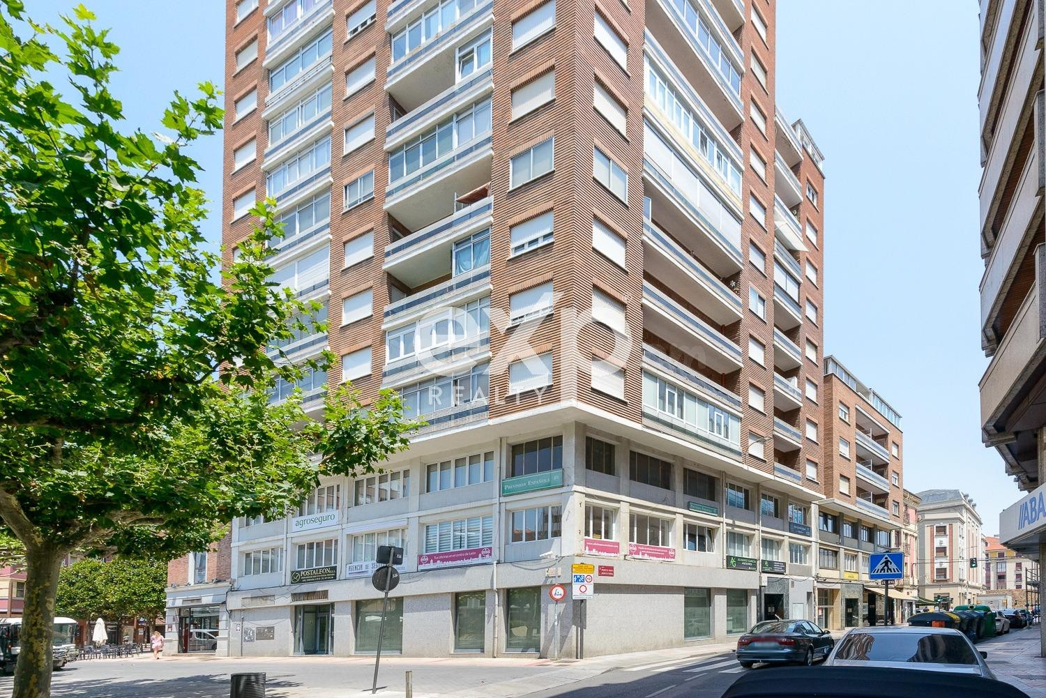 OFICINAS EN VENTA EN EL CENTRO DE LEÓN – UBICACIÓN ESTRATÉGICA PARA TU NEGOCIO