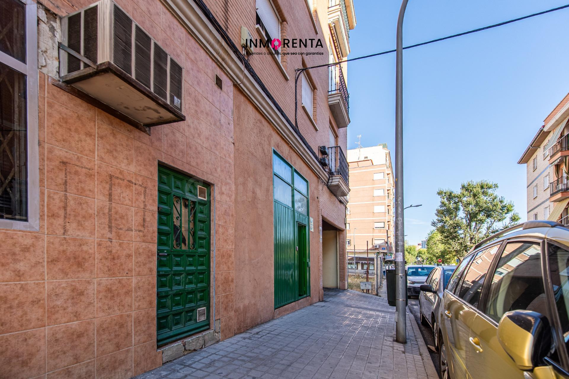 Local Comercial en Calle Daoiz - foto 2