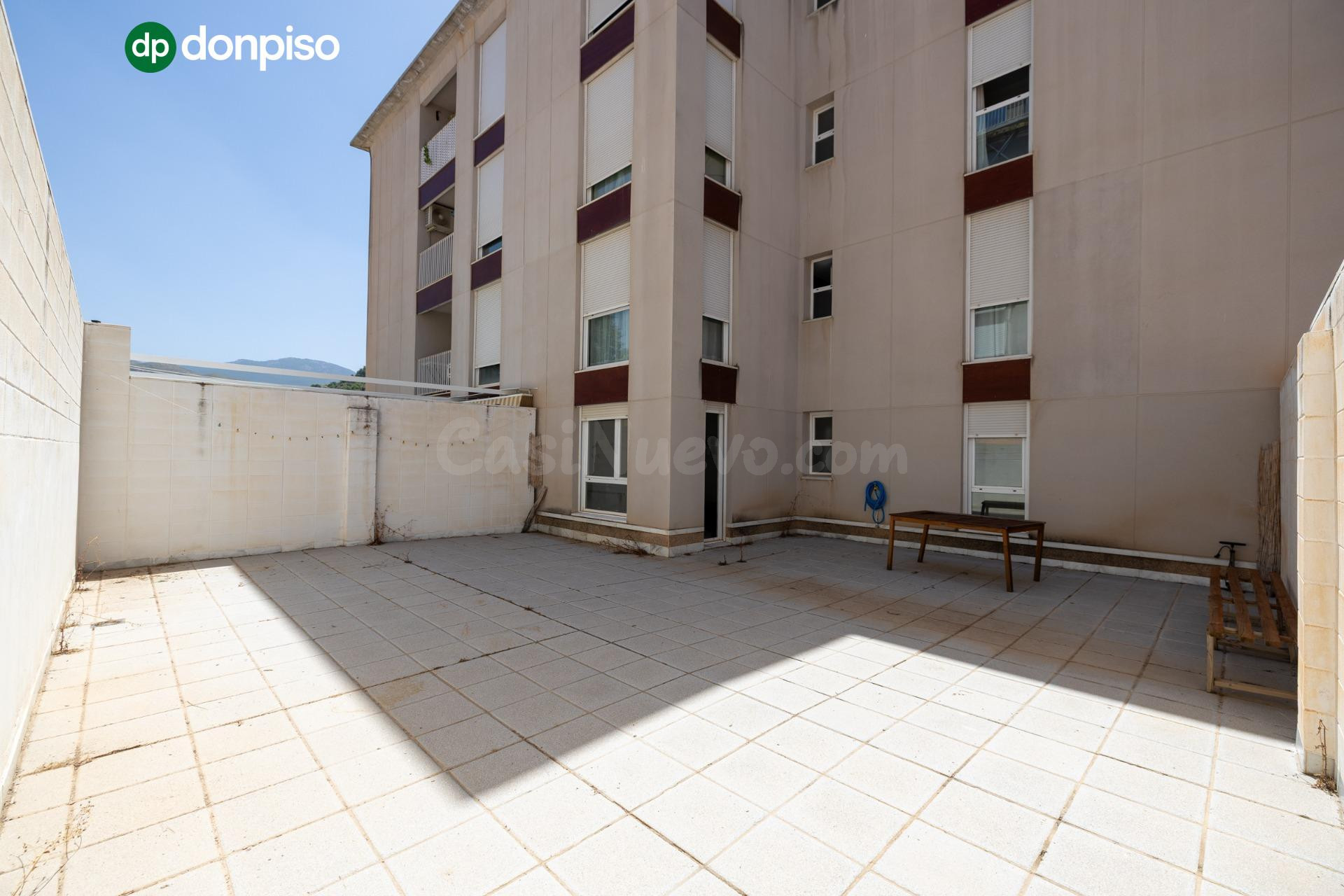 VPO - PISO DE 2 habitaciones CON GARAJE, TRASTERIO Y PATIO DE 82 M2
