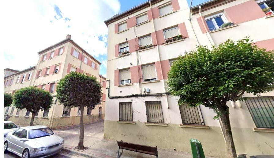 SE VENDE piso OKUPA en C San Jose De Calasanz 20 de Logroño - foto 2