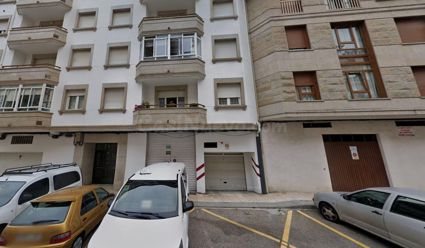SE VENDE piso OKUPADO en Rúa Ramon Martinez Nº 4 Vilagarcía de Arousa (Pontevedra)
